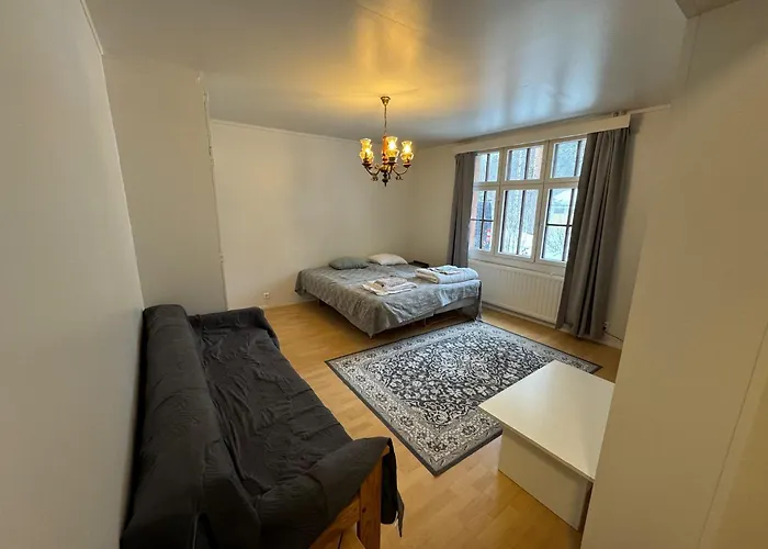 Majatalo Esko Huoneisto Eskola